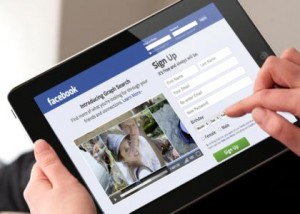 politikanet-dhe-faceboku