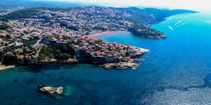 Kryearkitekti i Qytetit: Hapësira e garazhit duhet të mbetet hapësirë garazhi