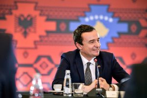 Albin Kurti rizgjidhet kryeministër i Kosovës