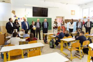 Abetarja mbarëkombëtare shpërndahet në shkollat shqipe në Ulqin dhe Tivar