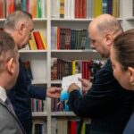 Hapet biblioteka  e Fondit për Mbrojtjen dhe Realizimin e të Drejtave të Pakicave (video)