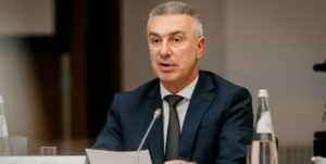 Ministri i pakicave Fatmir Gjeka flet për antirracizmin